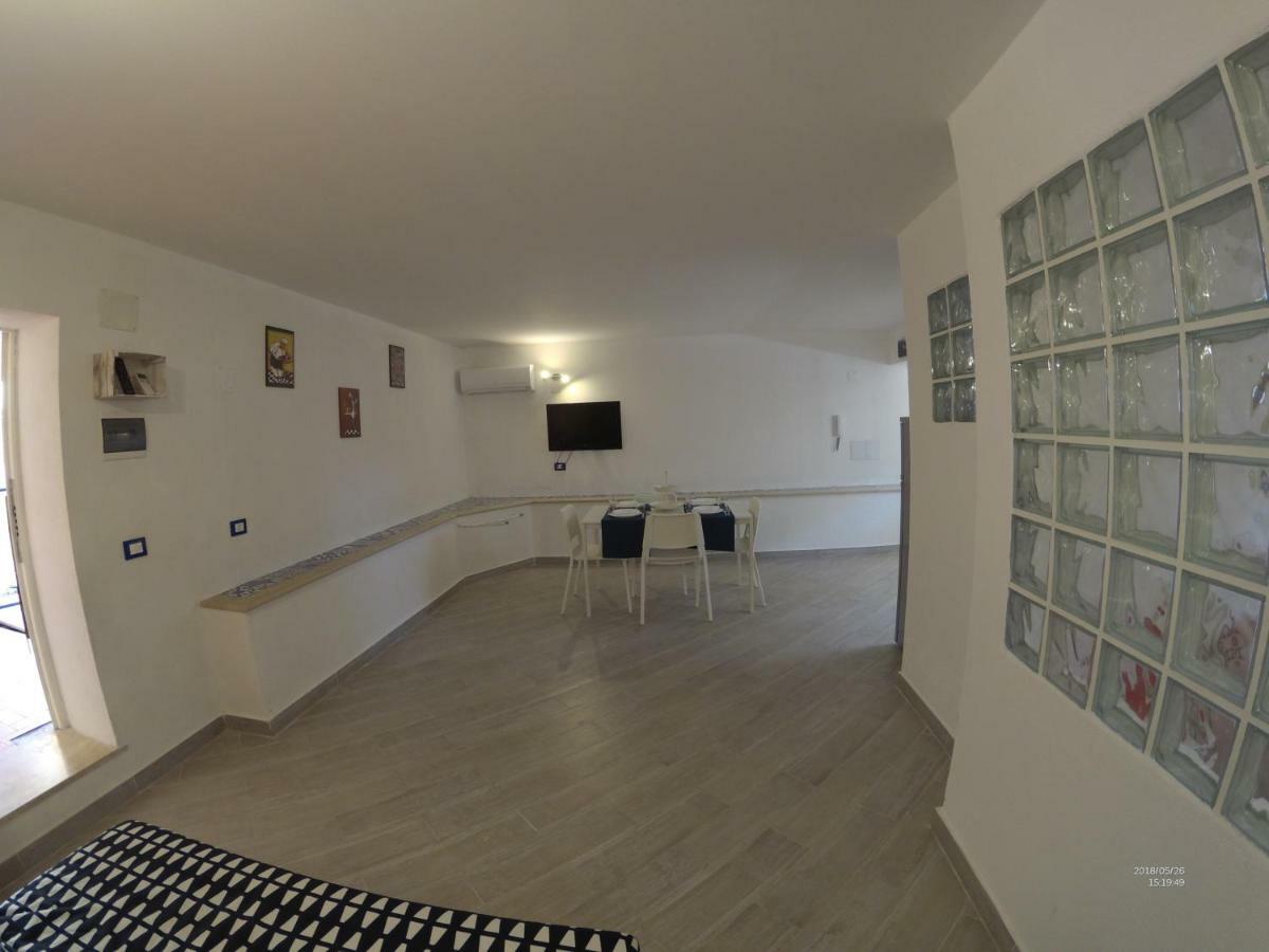 La Petit Maison Palermo Exteriör bild
